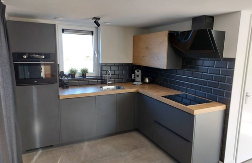 Sint Maarten House | Luxury apartment for 5 people near the beach, fenced garden, pool.