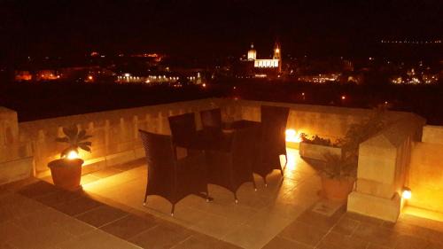 Ghajnsielem Apartment | Luxury apartment - Fort Chambray