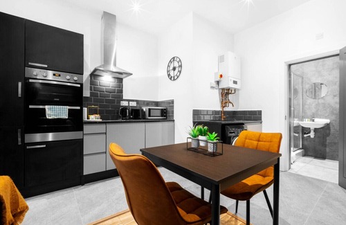 Cradley Apartment | Luxury Apartment - Rowley Regis
