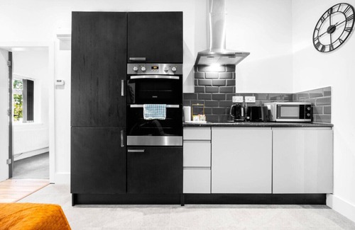Cradley Apartment | Luxury Apartment - Rowley Regis
