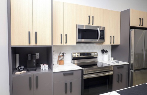 Fishtown Apartment | Luxury apartment in the heart of Philadelphia.n5 mins from restaurants and bars!