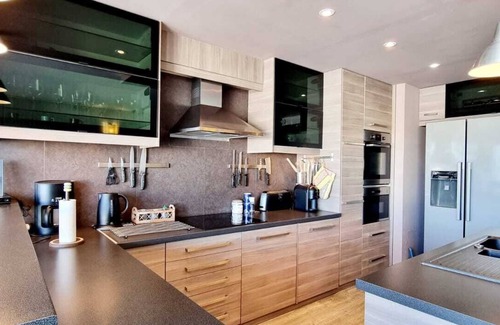 Morbihan Apartment | LUXURY APARTMENT IN 5TH OCEANVIEW BALCONY AND TERRACE DONE