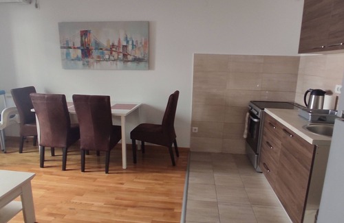 Vozdovac Apartment | Luxury apartment in a quiet part of the city, free parking
