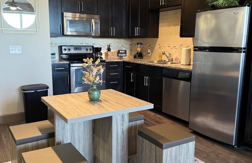 Dallas Apartment | Luxury Apartment In Dallas w/Extensive Amenities.