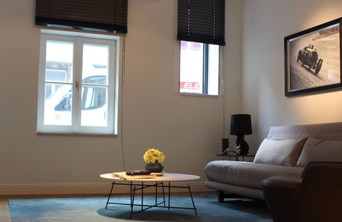 Dusseldorf Old Town Apartment | Luxury Apartment in Andreas Quartier