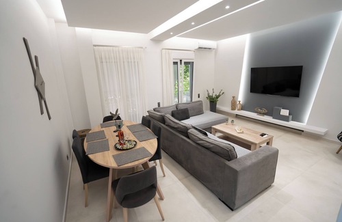 Lamia Apartment | Luxury Apartment in Lamia