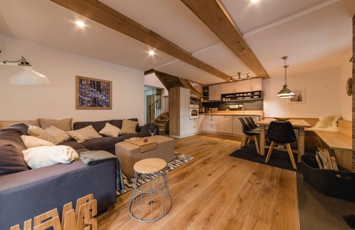 Mallnitz Apartment | LUXURY APARTMENT in Mallnitz with Sauna - A