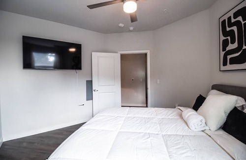 Spring Branch East Apartment | Luxury Apartment in Northwest Houston