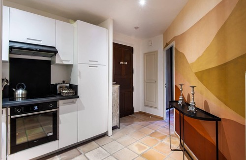 Pont Royal Condo | Luxury apartment in Pont Royal