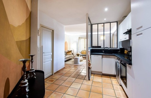 Pont Royal Condo | Luxury apartment in Pont Royal
