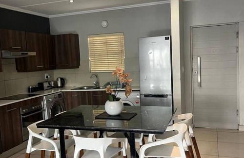 Sandown Apartment | Luxury Apartment in Sandown