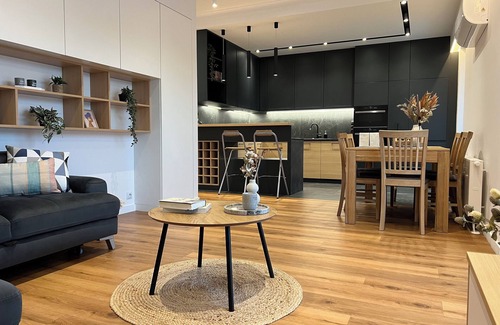 Lodz Apartment | Luxury Apartment in the City Center I Air-condition,Parking,Balcony, Atlas Arena