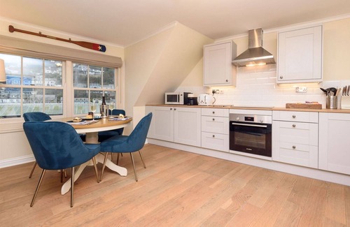 Looe House | Luxury apartment in the centre of Looe town.