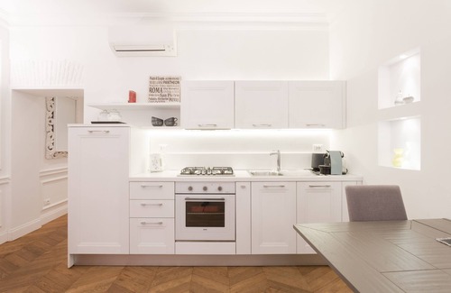 Rione IV Campo Marzio Apartment | Luxury apartment in the heart of Rome - Spanish Steps, wi-fi, a/c,