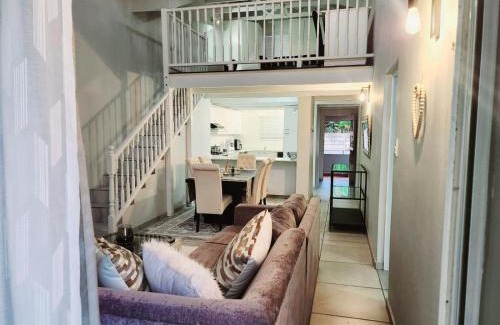 Umhlali Beach Apartment | Luxury apartment in Waikiki E5 close to the beach