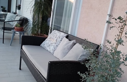Zelenka Apartment | Luxury apartment near the beach with a sea view