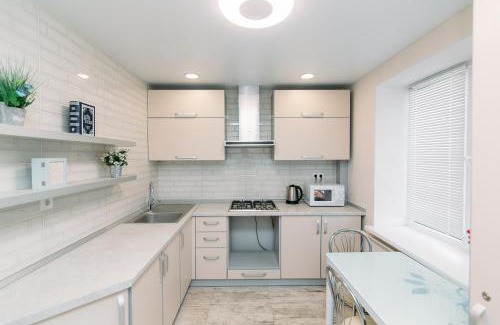 Zarichnyi District Apartment | Luxury Apartment neer Manufaktura on Kharkovskaya