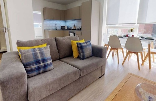 Stevenage Apartment | Luxury Apartment - Town Centre North Stevenage