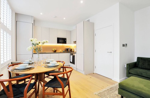 Kensington Apartment | Luxury apartment two bedroom two bathroom Kensington