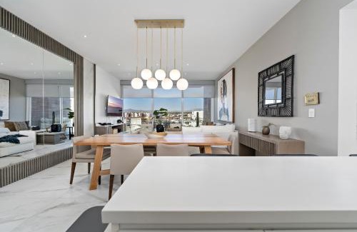 El Medano Ejidal Apartment | Luxury Apartment with Pool and Jacuzzi on Terrace in Médano