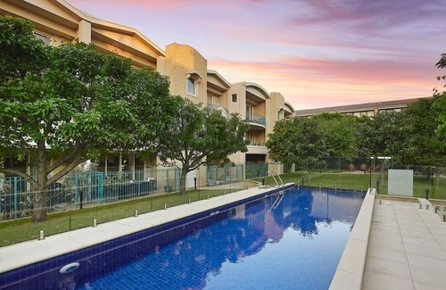 Albert Park Apartment | Luxury apartment with spectacular bay views