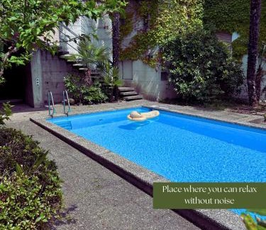 Agra Apartment | Luxury apartment with pool