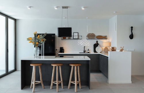 Pietermaai District Apartment | Luxury apartment with spectacular view over the sea, Handelskade, historic city