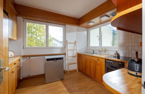 Wittenbach Apartment | Luxury apartment with terrace and garden free parking smart TV etc
