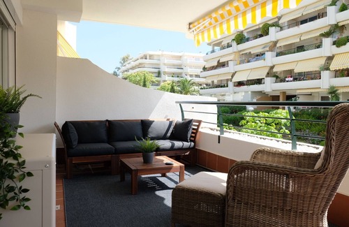 Guadalmina Apartment | Luxury apartment with terrace, garage and pool.