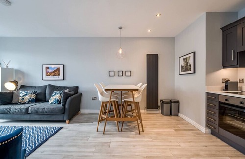 Cathedral Quarter Apartment | Luxury Apartment with Cathedral Views