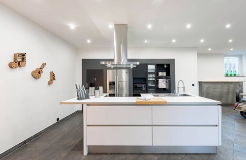 Altendorf Apartment | Luxury apartment with large garden near Messe Essen/Duesseldorf