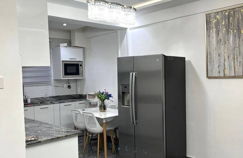 Mallam Apartment | Luxury Apartment with Pool, McCarthy hill