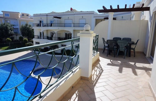Porto de Mos Apartment | Luxury Apartment with Sea view, shared Pool and Gardens, Sleeps 6