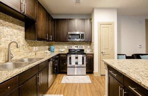Barker Apartment | Luxury apartment with updated appliances