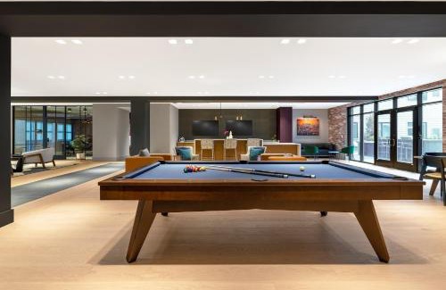 Center City Apartment | Luxury Apartments by Hyatus Center City