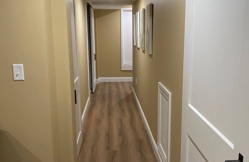 Saratoga Springs Apartment | Luxury Apt, 5 Mins From Track/Skidmore/Downtown