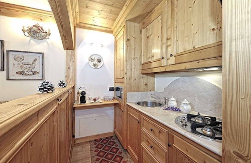 Carisolo Apartment | Luxury Apt Dolomites 2