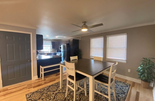 Pittsburgh Apartment | Luxury Apt