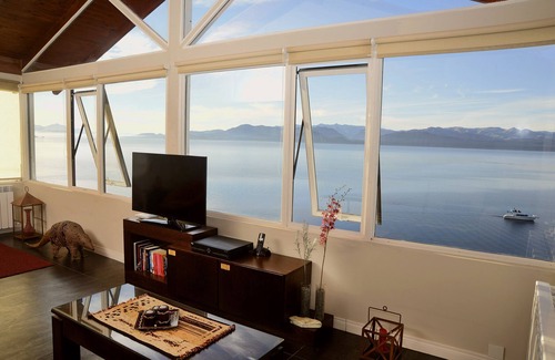San Carlos de Bariloche Apartment | Luxury Lake View Penthouse