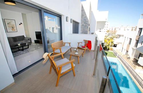 Els Arenals del Sol Apartment | Luxury Arenales Home With AC,Pool and BBQ