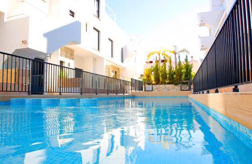 Els Arenals del Sol Apartment | Luxury Arenales Home With AC,Pool and BBQ