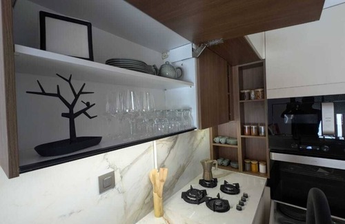 Ain Zaghouan Apartment | Luxury & Art: Contemporary with Masterpieces