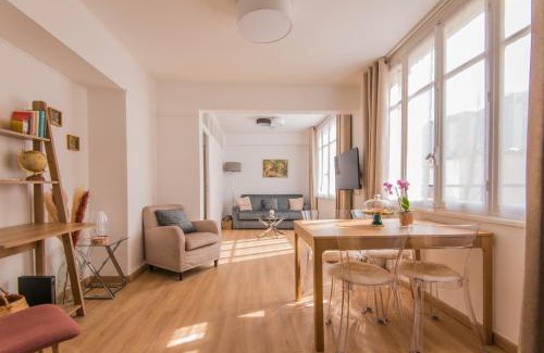 Grenelle Apartment | Luxury Art Deco Elegant Escape by Eiffel Tower