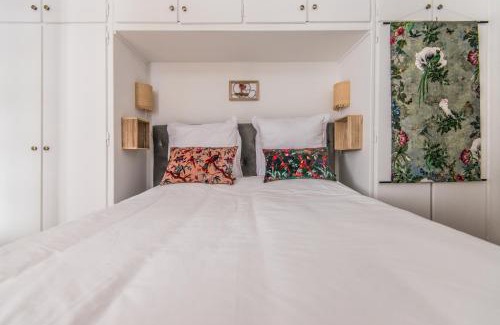 Grenelle Apartment | Luxury Art Deco Elegant Escape by Eiffel Tower