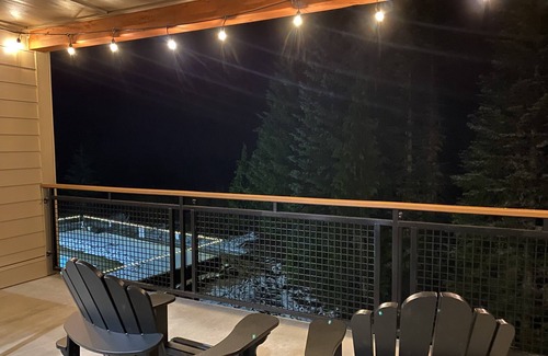 Government Camp Condo | Luxury at the mountain! Amazing location just steps to the slopes and town!