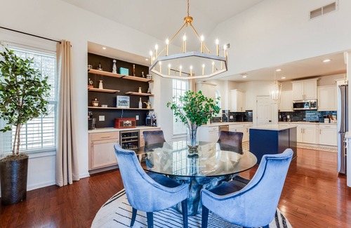 Southwestern House | Luxury Atlanta Home(6 Bedrooms)