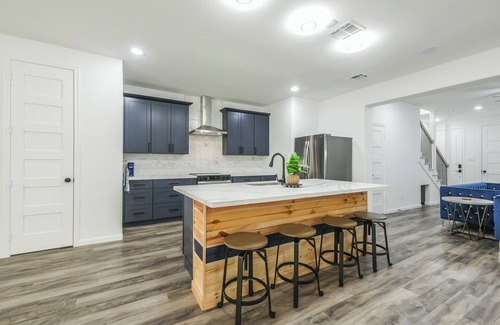 Baytown House | Luxury, Balconies, City View In Every Room Lifestyle Room, Plus EV Charger
