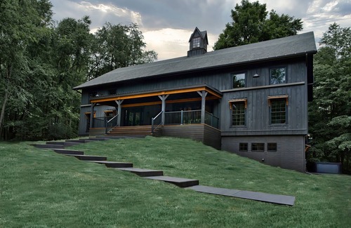 Loudonville House | Luxury Barn Retreat near Mohican River