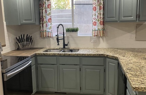 Utah County Apartment | Luxury Basement Apartment with Private Entrance. Play with Farm Animals!