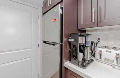 Oakville House | Luxury basement apartment in Oakville